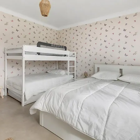 Maison Dizavel Holiday home