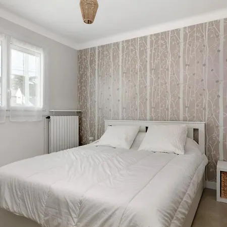 Maison Dizavel Holiday home *